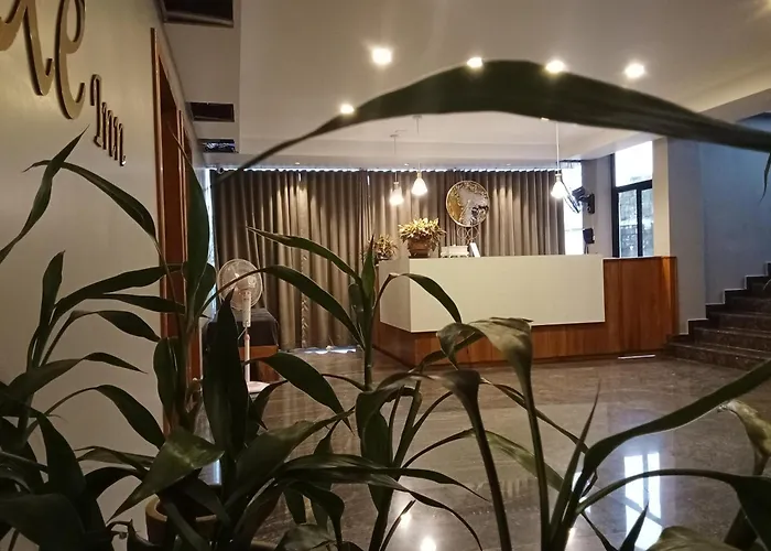 Luxe Inn